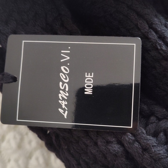 Lansco.VI.Mode Knit Infinity Scarf Black - Picture 3 of 4